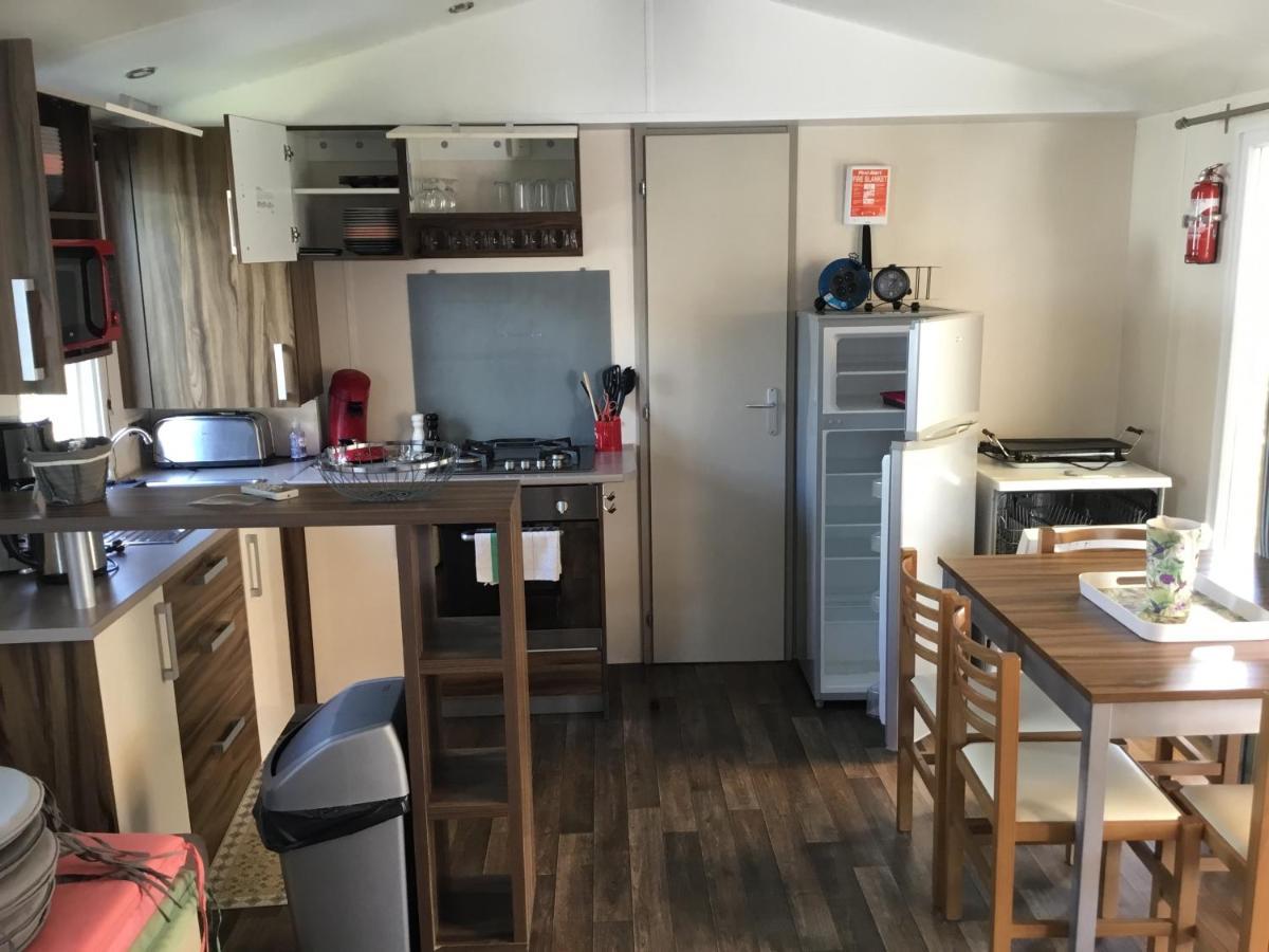 Frejus Tout Confort, Climatisation,Linge De Lit Et De Toilette, Coffre Fort, Ventilations Au Plafond Chambres Et Wifi Possible Eksteriør bilde