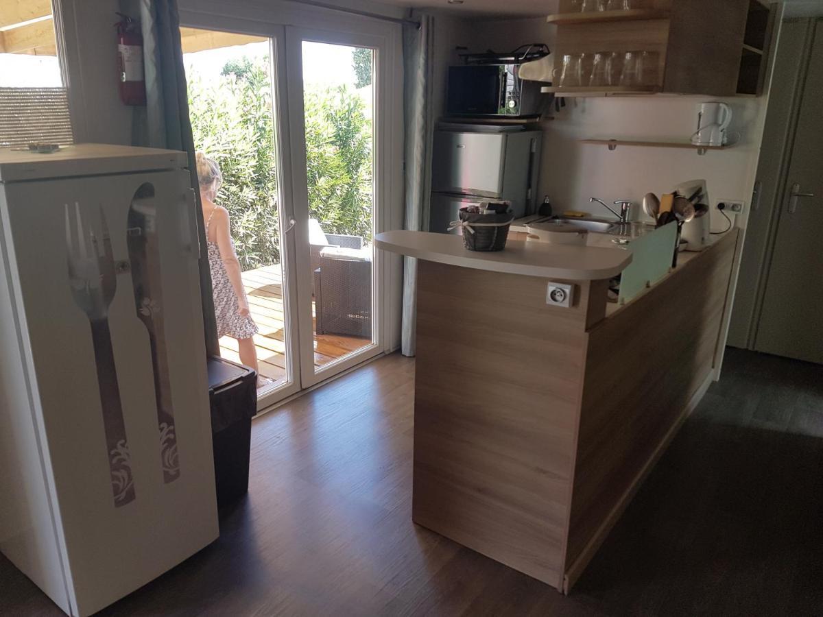 Frejus Tout Confort, Climatisation,Linge De Lit Et De Toilette, Coffre Fort, Ventilations Au Plafond Chambres Et Wifi Possible Eksteriør bilde