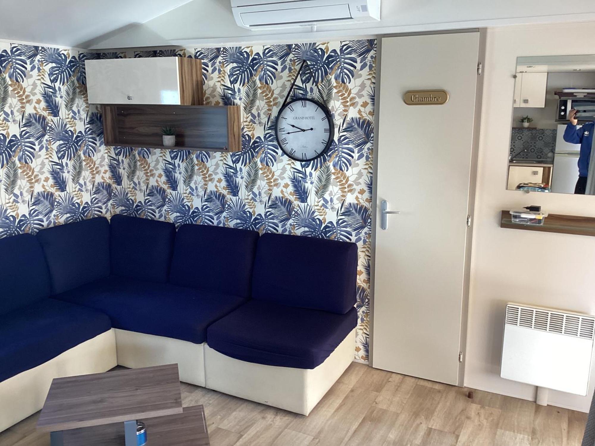 Frejus Tout Confort, Climatisation,Linge De Lit Et De Toilette, Coffre Fort, Ventilations Au Plafond Chambres Et Wifi Possible Eksteriør bilde