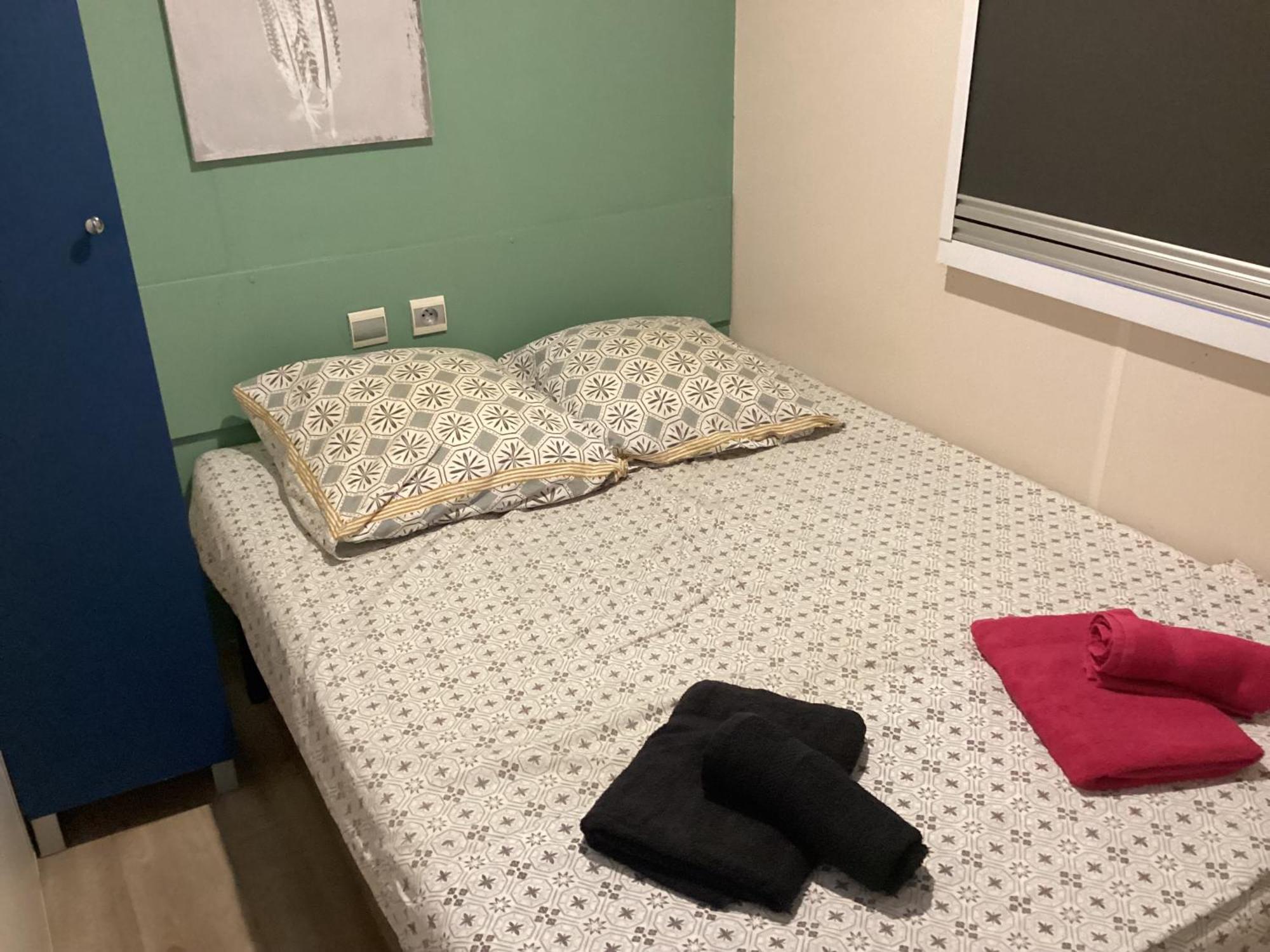 Frejus Tout Confort, Climatisation,Linge De Lit Et De Toilette, Coffre Fort, Ventilations Au Plafond Chambres Et Wifi Possible Eksteriør bilde
