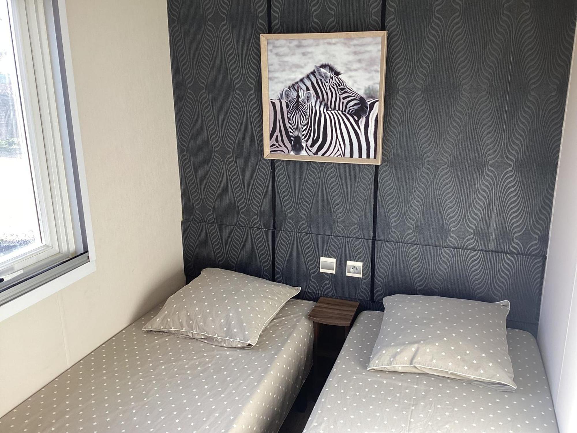 Frejus Tout Confort, Climatisation,Linge De Lit Et De Toilette, Coffre Fort, Ventilations Au Plafond Chambres Et Wifi Possible Eksteriør bilde