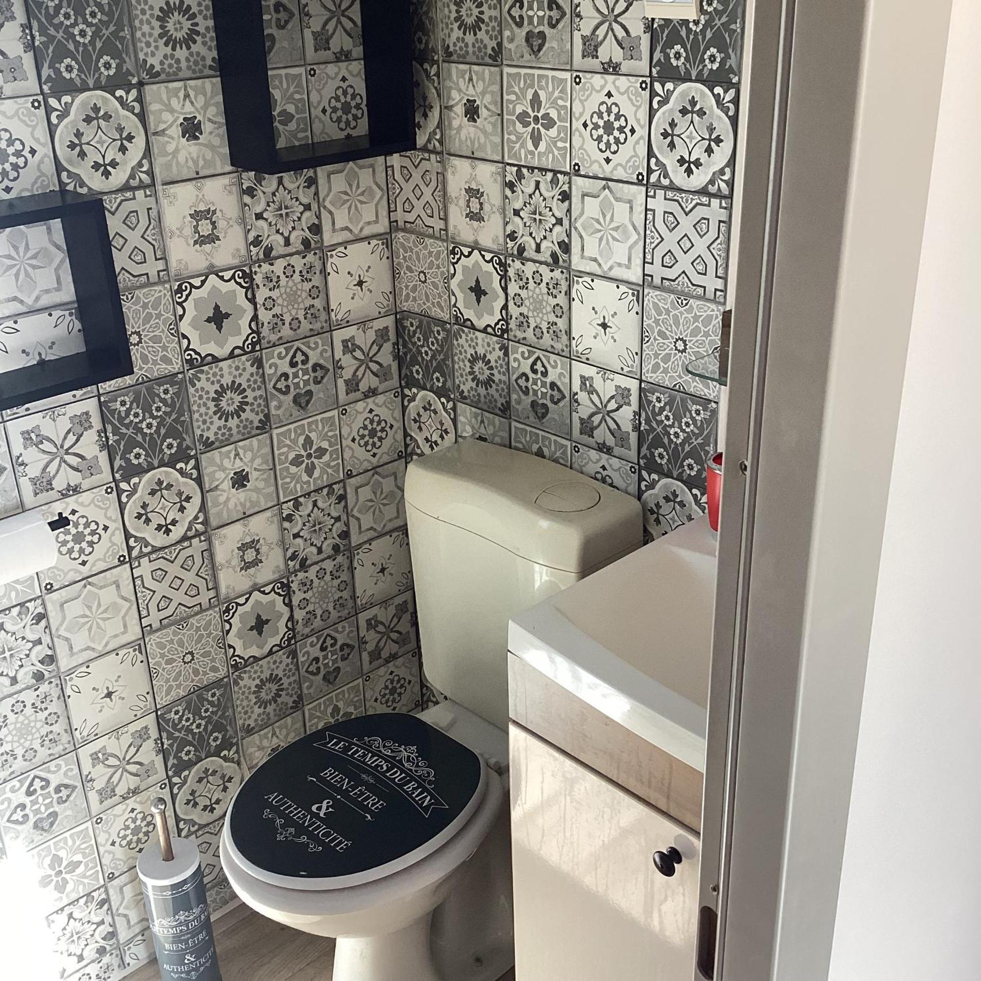 Frejus Tout Confort, Climatisation,Linge De Lit Et De Toilette, Coffre Fort, Ventilations Au Plafond Chambres Et Wifi Possible Eksteriør bilde