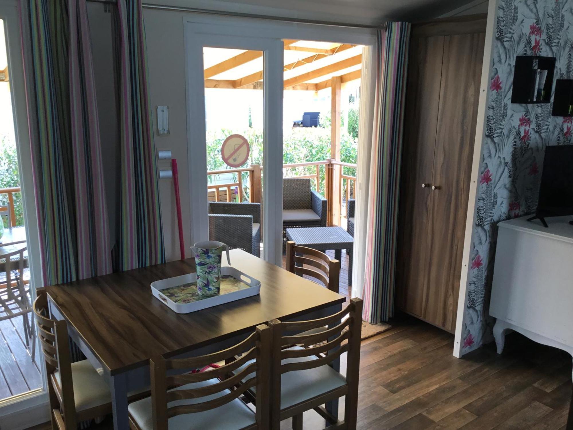 Frejus Tout Confort, Climatisation,Linge De Lit Et De Toilette, Coffre Fort, Ventilations Au Plafond Chambres Et Wifi Possible Eksteriør bilde