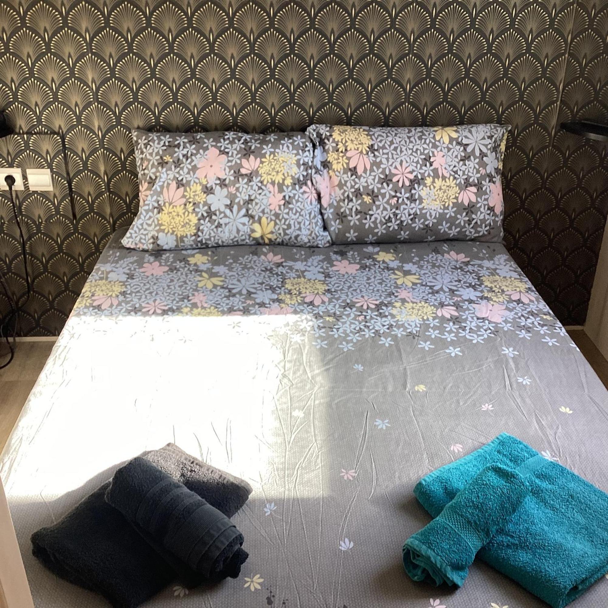 Frejus Tout Confort, Climatisation,Linge De Lit Et De Toilette, Coffre Fort, Ventilations Au Plafond Chambres Et Wifi Possible Eksteriør bilde